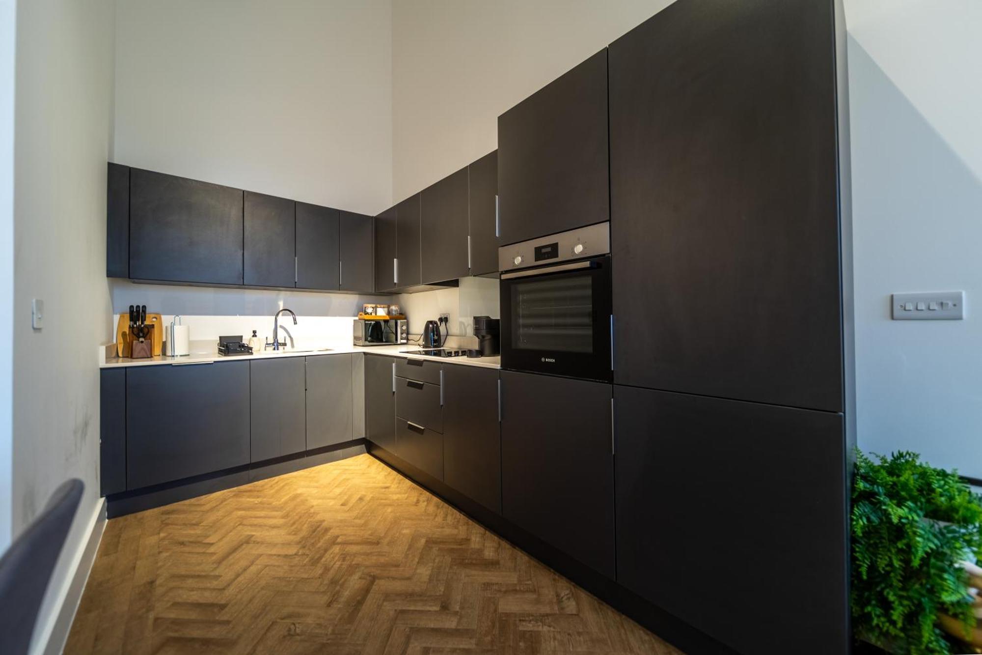 The Essex Apartments - Ashby House Челмсфорд Экстерьер фото