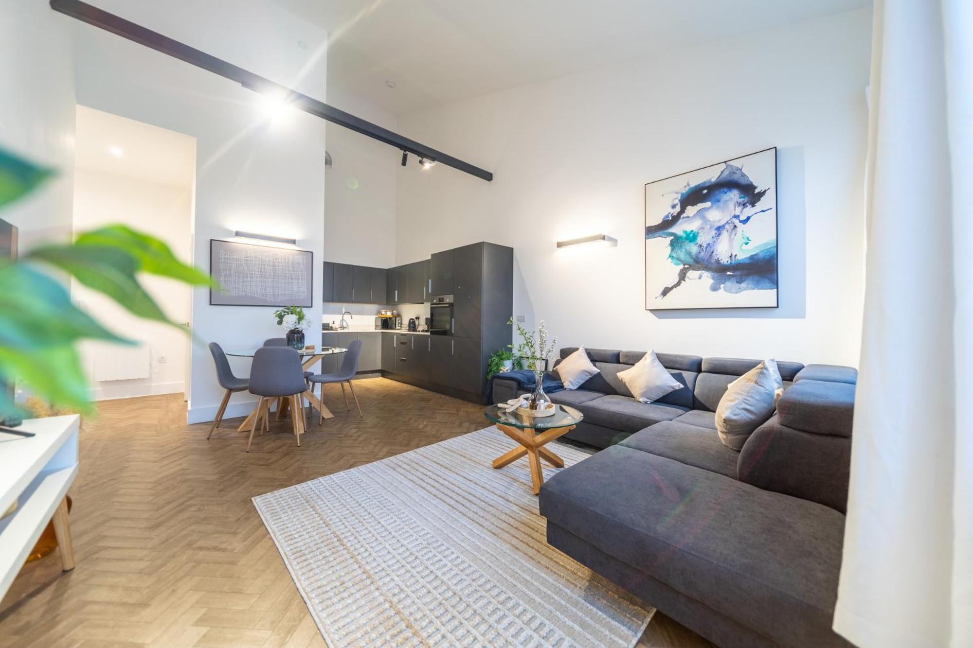 The Essex Apartments - Ashby House Челмсфорд Экстерьер фото