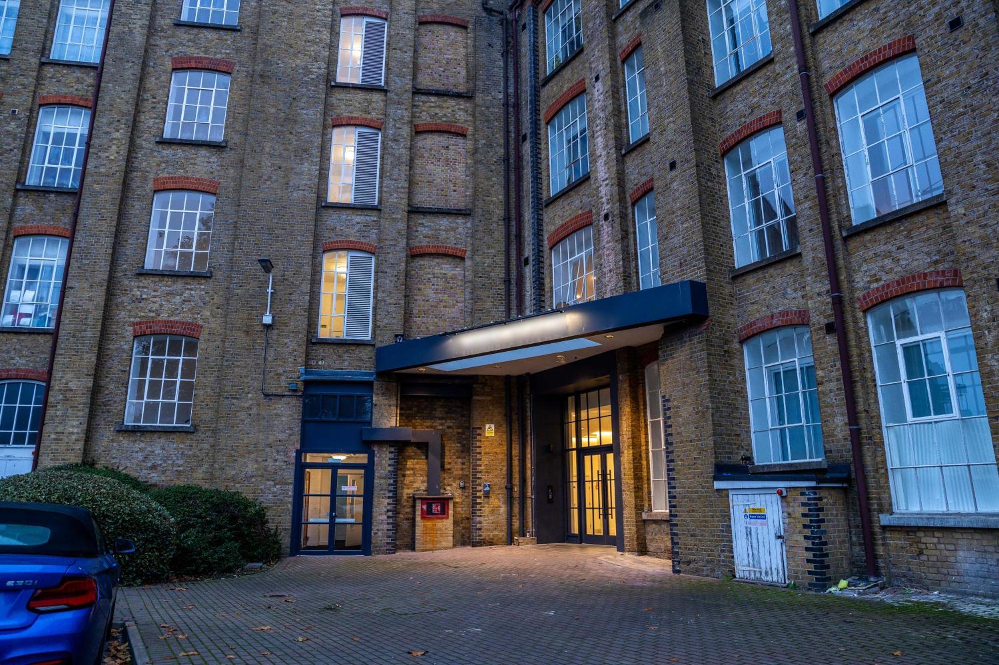 The Essex Apartments - Ashby House Челмсфорд Экстерьер фото